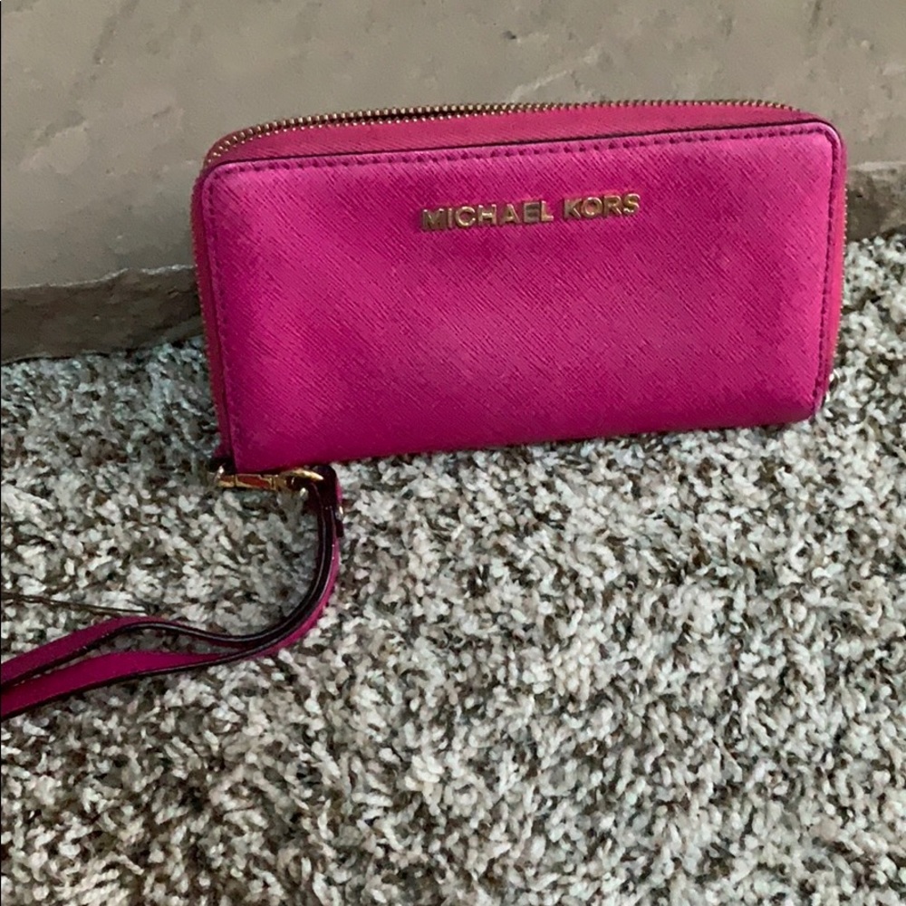 Micheal Kors wallet